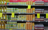 Kinh tế tiếp tục trượt dốc, người dân Lebanon đau đầu vì tỷ giá