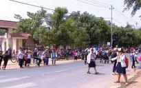 Vụ hàng chục học sinh bị ngộ độc sau khi nhận bóng bay: 4 người bị tạm giữ