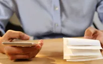 Hà Nội xuất hiện thủ đoạn lừa đảo mới "học sinh nợ tiền hàng"