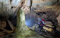 Phát hiện nhiều hang động nguyên sơ ở Quảng Bình