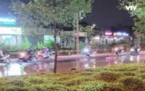 Vỡ đường ống nước, nhiều hộ dân ở TP Hồ Chí Minh bị ảnh hưởng