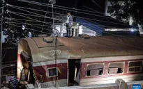 Ai Cập: Tàu hỏa trật bánh, 2 người thiệt mạng, nhiều người bị thương