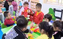 Áp lực thiếu trường mầm non công lập