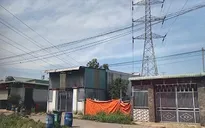 Nhiều công trình xây dựng trái phép dưới đường dây điện