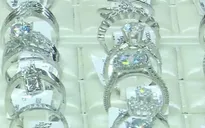 Sôi động thị trường vàng trang sức dịp 8/3