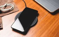 Bạn muốn sạc iPhone nhanh hơn, hãy thử những cách sau!