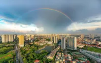 Chùm ảnh: Cầu vồng rực rỡ trên bầu trời Hà Nội