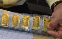 Giá vàng áp sát mốc 70 triệu đồng/lượng