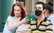 Joe Jonas - Sophie Turner tạm dừng tranh chấp quyền nuôi con sau thỏa thuận tạm thời