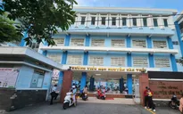 Tạm đình chỉ giáo viên đánh gãy xương ngón tay học sinh lớp 1