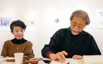 Khán giả say đắm với những tác phẩm tranh gốc "Nỗi buồn ốc sên" và "Chim sẻ Cosette" của hoạ sĩ Yasumasa Suzuki