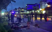Bình Dương: Tài xế ô tô tông nhiều xe máy trên vỉa hè, một người tử vong