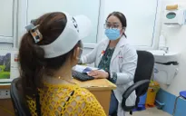 Suy thận nặng vì uống cỏ mực, dùng viên uống trắng da không rõ nguồn gốc