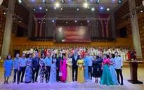 Huyền thoại nhạc kịch thế giới Philip Quast truyền cảm hứng tới sinh viên Việt Nam