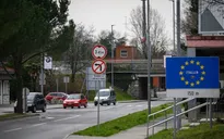 Italy đình chỉ Hiệp ước Schengen, kiểm soát biên giới với Slovenia