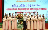 Nữ Cảnh sát biển chào mừng Ngày Phụ nữ Việt Nam 20/10