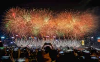 Hong Kong (Trung Quốc) bắn pháo hoa mừng Quốc khánh
