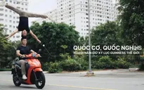 Công an mời Quốc Cơ, Quốc Nghiệp lên làm việc về vụ chồng đầu đi xe máy