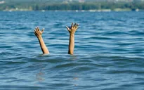 Chèo thuyền đi tìm vịt, người đàn ông nghi đuối nước