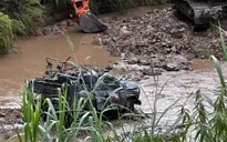 Tìm thấy thi thể cả 4 du khách trên xe jeep bị lũ cuốn trôi ở Lâm Đồng