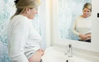 Những thời điểm phụ nữ trong thời kỳ mãn kinh nên tránh ăn nếu không muốn tăng cân