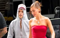Vợ Justin Bieber mệt mỏi với tin đồn mang thai