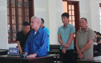 Nhóm tài xế taxi lĩnh án tù vì chở khách ngoại quốc xuất cảnh trái phép