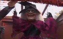 Biến ngôi nhà thành thế giới Halloween
