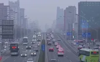 Nhiều thành phố Trung Quốc chìm trong sương mù và khói bụi