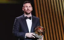 Messi lần thứ 8 giành Quả bóng vàng