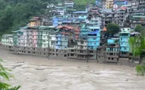 Hơn 100 người mất tích do lũ quét kinh hoàng tại Ấn Độ