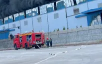 Nghệ An: Khống chế đám cháy tại nhà xưởng trong Khu Công nghiệp Nam Cấm