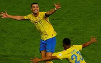 Ronaldo lập siêu phẩm lốp bóng, Al Nassr tiến sát ngôi đầu