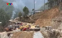 Ấn Độ: đào hầm bằng tay để cứu 41 công nhân mắc kẹt