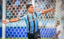 Suarez chuẩn bị tái hợp Messi