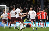Vòng 16 Ngoại hạng Anh: Man City ngược dòng, Chelsea rơi khỏi top 10
