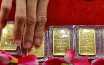 Giá vàng lao dốc mạnh