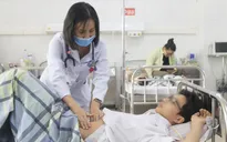 Nguy cơ viêm loét dạ dày biến chứng nặng ở trẻ dưới 16 tuổi