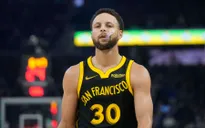Stephen Curry đứt chuỗi trận ném 3 điểm dài nhất lịch sử NBA