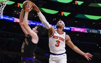 New York Knicks giành chiến thắng trên sân của Los Angeles Lakers