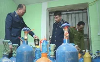 Triệt phá cơ sở sang chiết khí cười ở Cảng Hà Nội