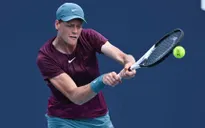 Jannik Sinner giành quyền vào bán kết Miami mở rộng