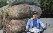 Thủ phủ phế liệu tại Hà Nội - Kỳ 1: Nhựa là nguồn sống