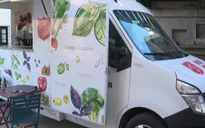 Căn bếp lưu động hỗ trợ gia đình nghèo ở Marseille