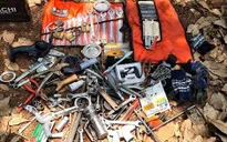 Bắt giữ 2 siêu trộm, phát hiện nhiều công cụ hỗ trợ "khủng"