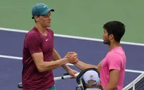 Carlos Alcaraz thua ngược Jannik Sinner tại bán kết Miami mở rộng