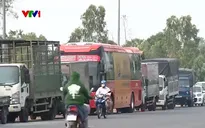 Đồng Tháp: Lượng xe đăng kiểm tăng đột biến