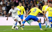 Real Madrid nhọc nhằn giành chiến thắng trước Cadiz