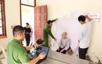 Bộ trưởng Bộ Công an Tô Lâm khen thưởng 9 Công an cấp xã