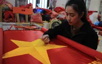 Làng thêu cờ Tổ quốc tất bật trước thềm 30/4